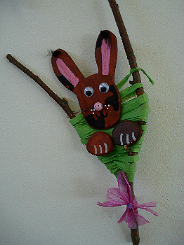 Start 04-12 Astgabel-Osterhase Kl 4a Bubikon